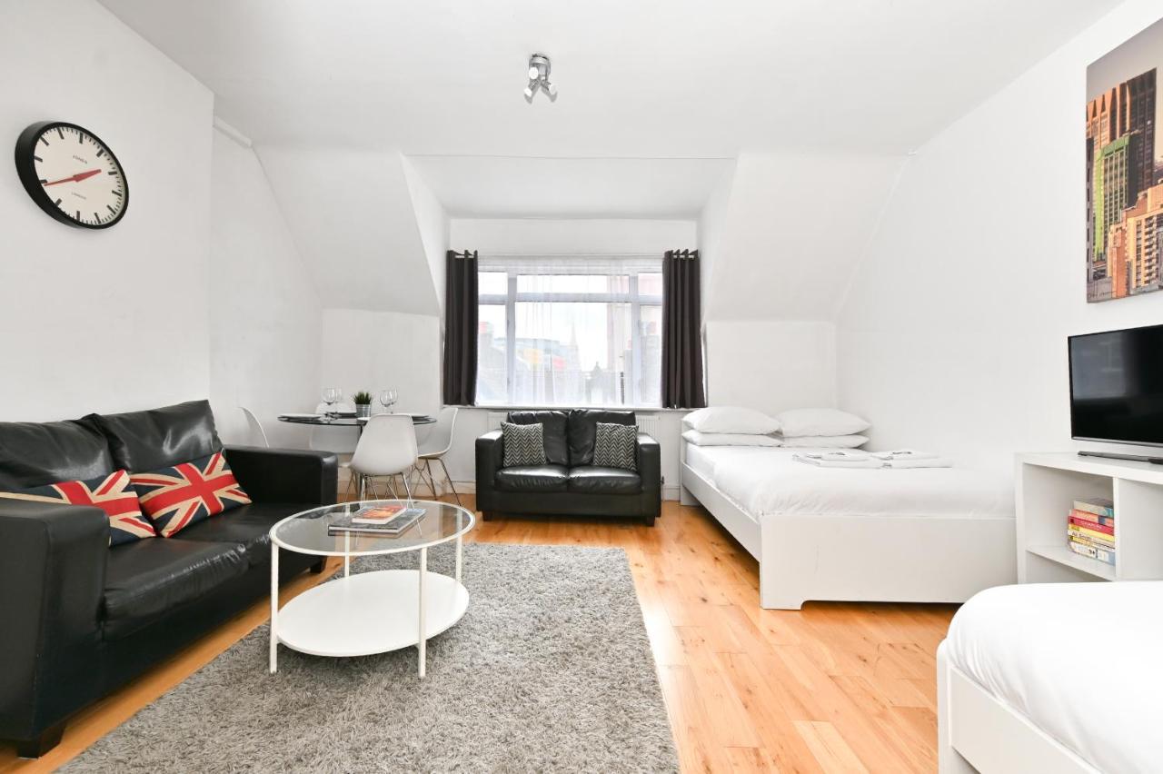 Soho Apartment, Theatres & Old Compton Street London Exterior photo
